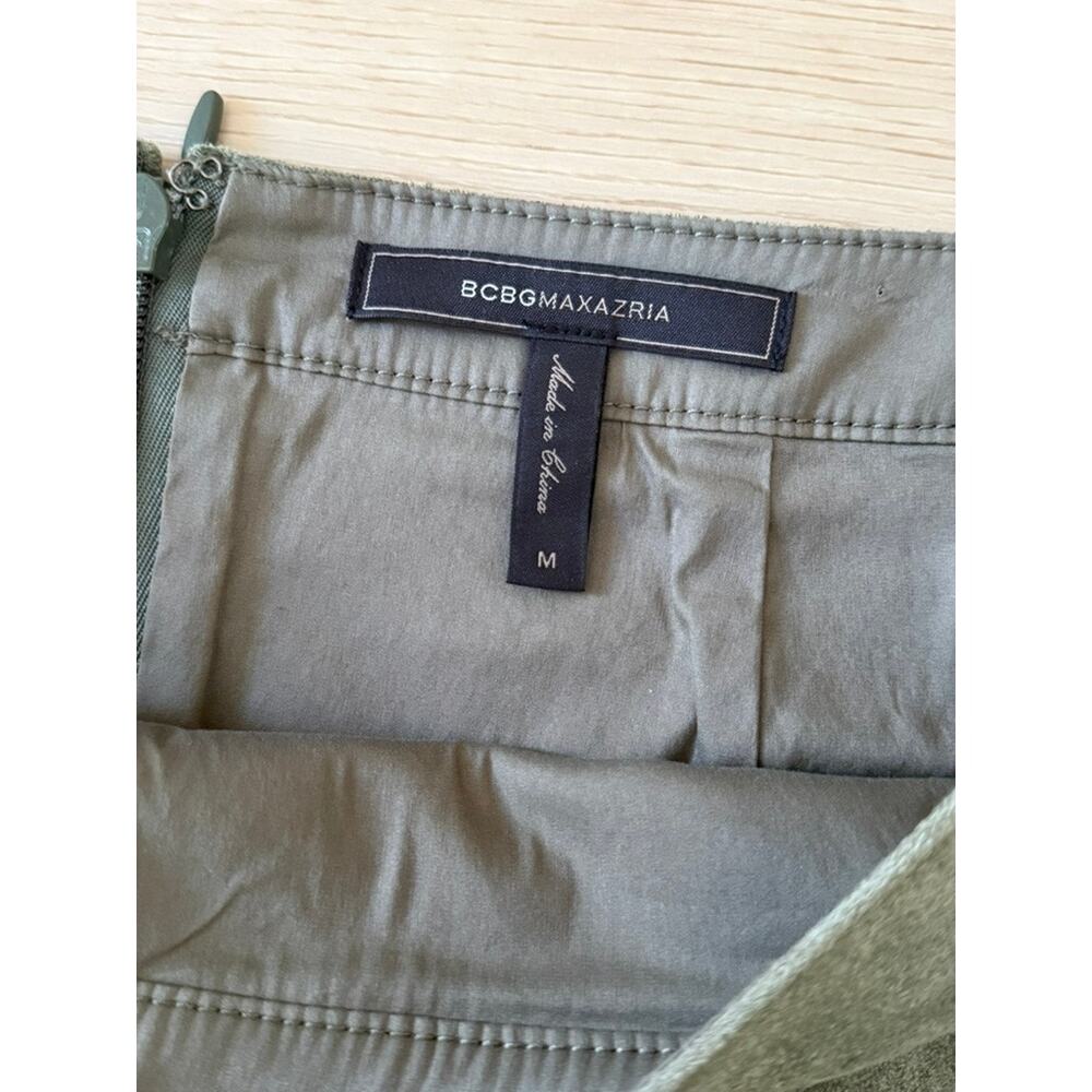 BCBGMAXAZRIA Olive Faux Suede Mini Skirt Utility Cargo Zip Pocket Y2K ✨ - Picture 8 of 9